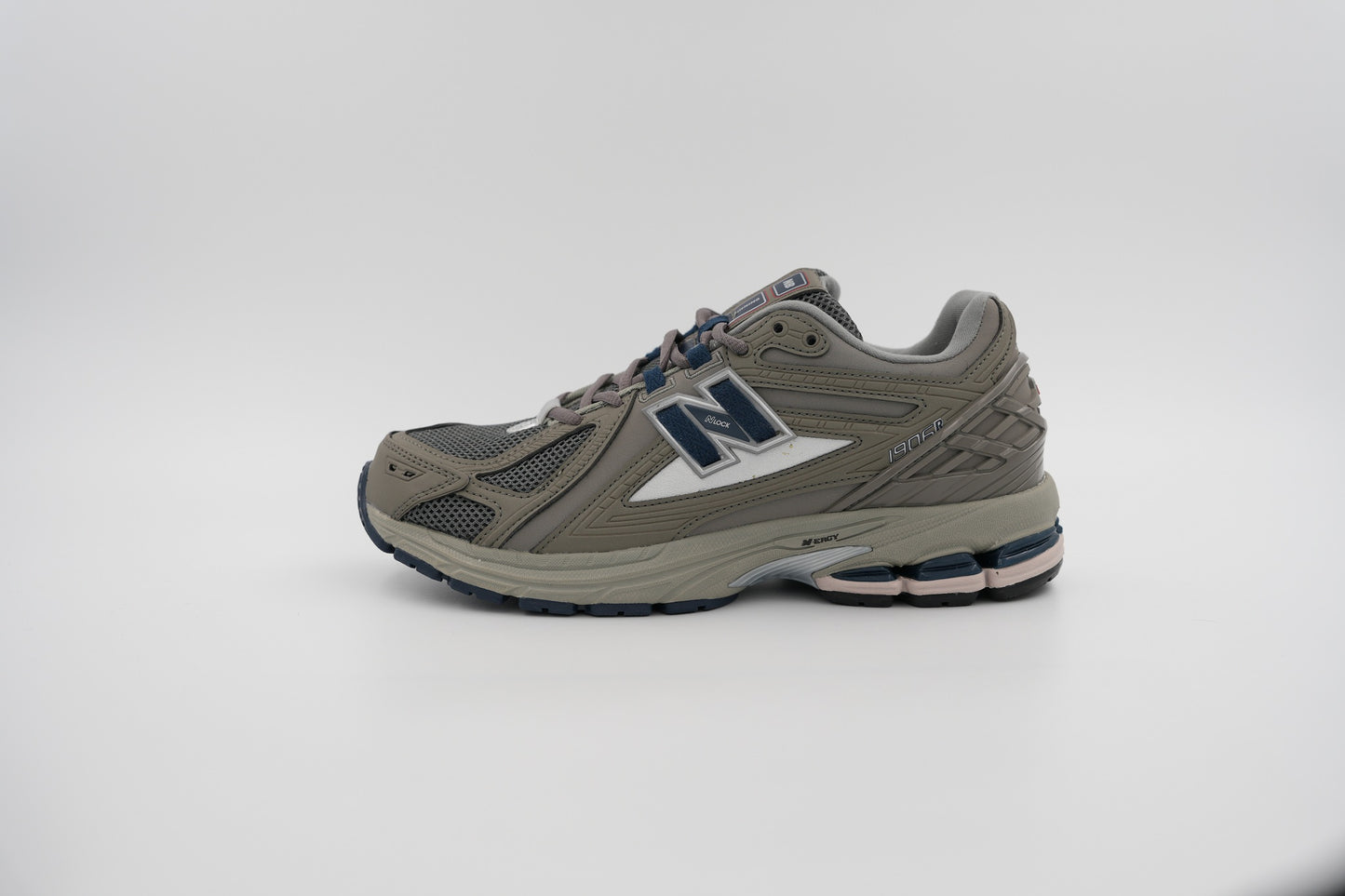 New Balance 1906R Gray