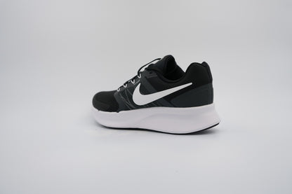 Nike Run Swift Black White